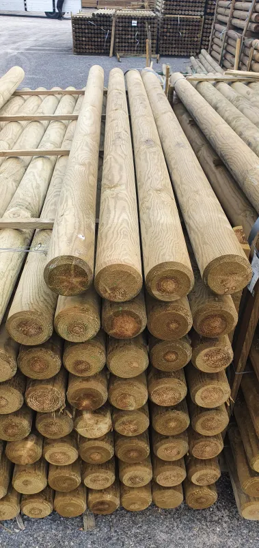 Postes  Torneados  sin  punta  250  Ø 10  cm