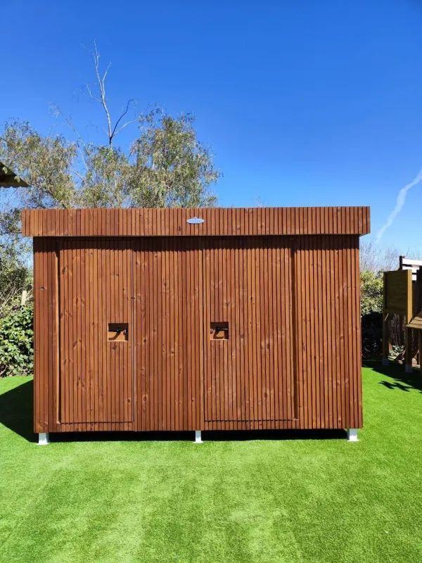 ASEO PORTÁTIL CON REVESTIMIENTO DE TRIPLO