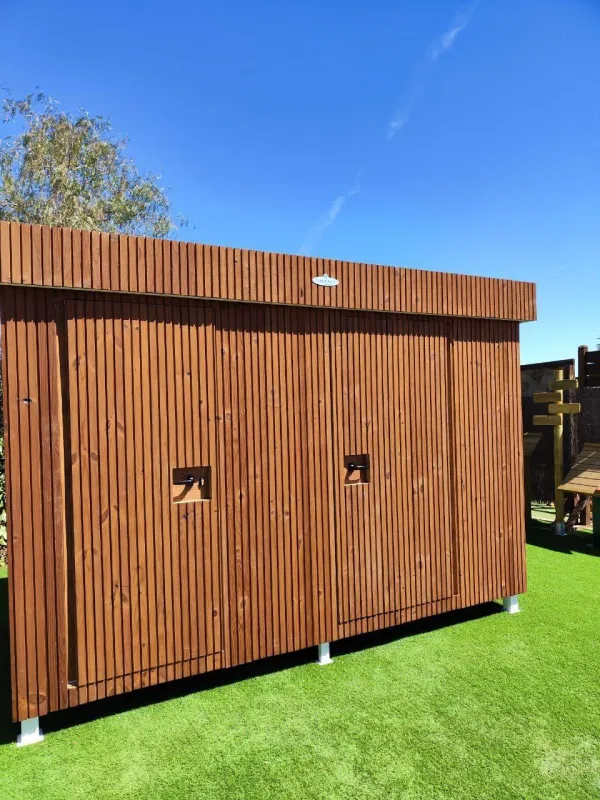 ASEO PORTÁTIL CON REVESTIMIENTO DE TRIPLO