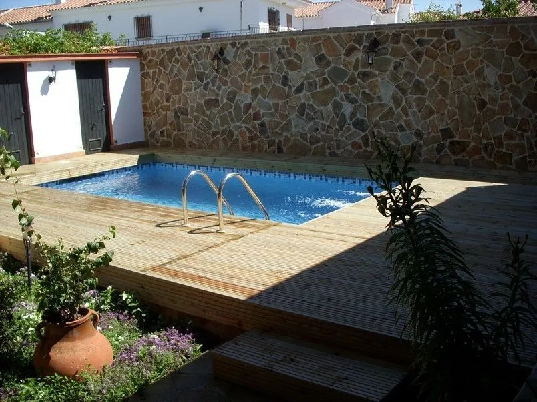 Tabla  antideslizante  420  x  14,5  x  2,8  cm  ·  Ref.  150009